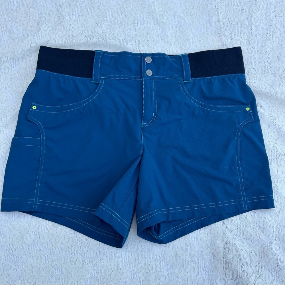 Title Nine Recycled 5” Clamber Shorts in blue size 14
